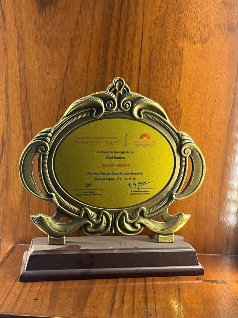 "Comparison chart of best SIP plans in India for 2025"