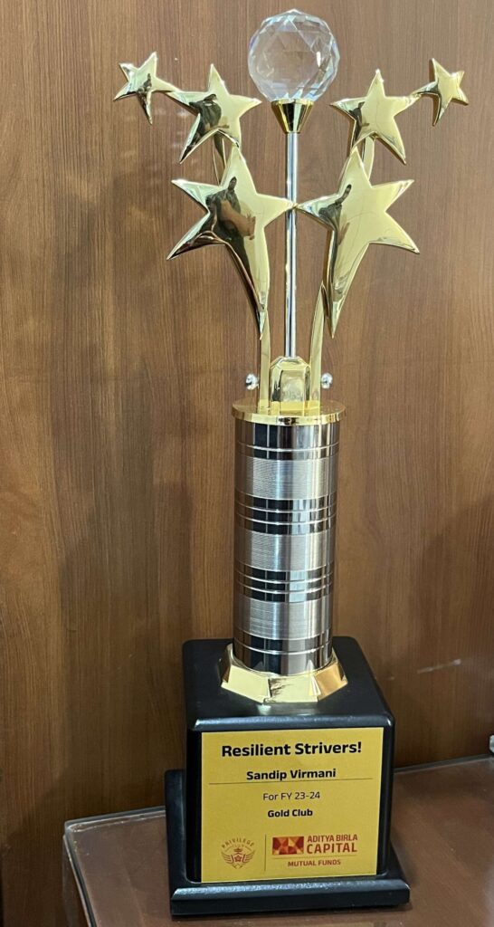 "Comparison chart of best SIP plans in India for 2025"